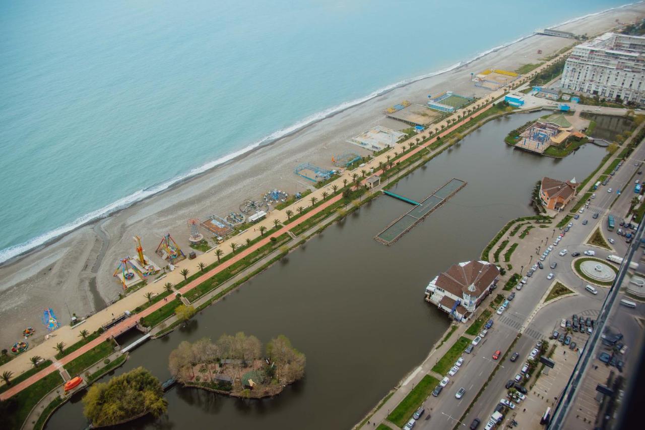 Premium Aparthotel With Sea View Batumi Luaran gambar
