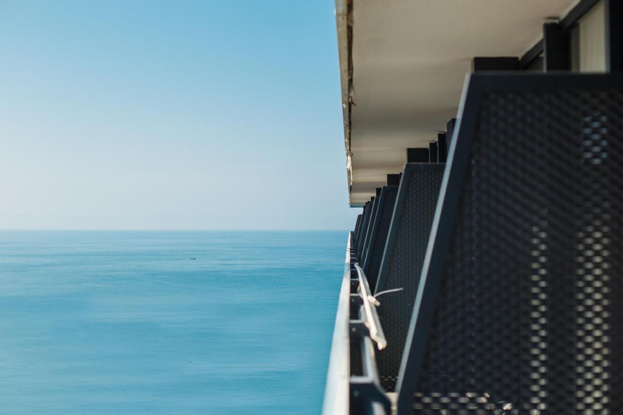 Premium Aparthotel With Sea View Batumi Luaran gambar