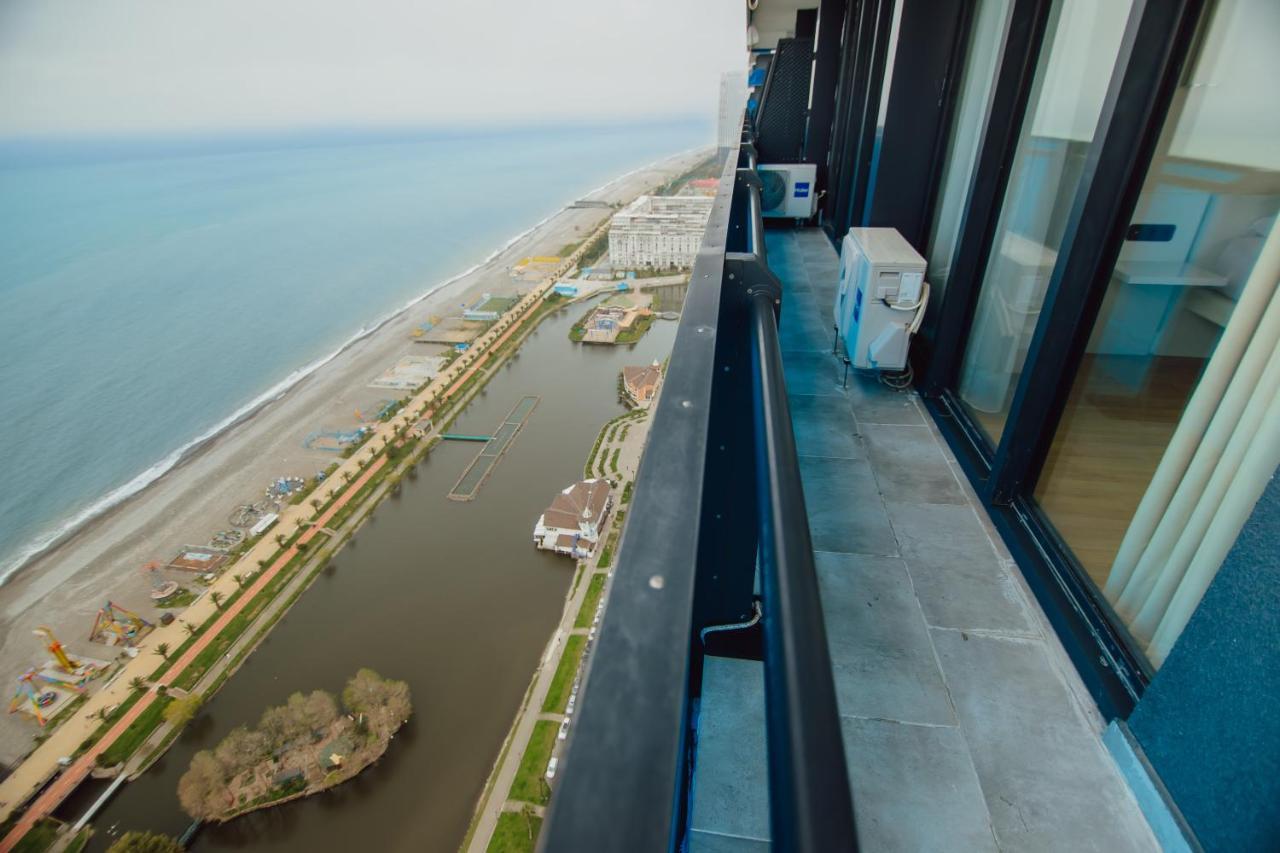 Premium Aparthotel With Sea View Batumi Luaran gambar