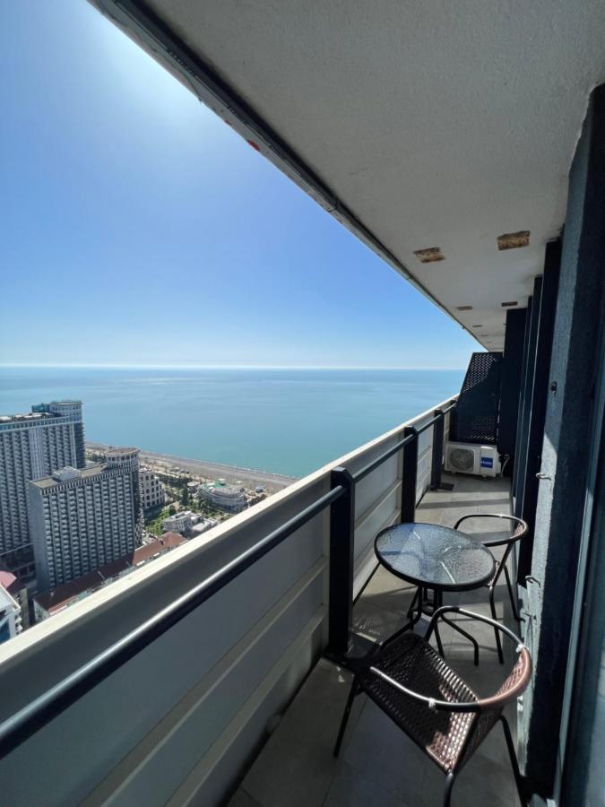 Premium Aparthotel With Sea View Batumi Luaran gambar
